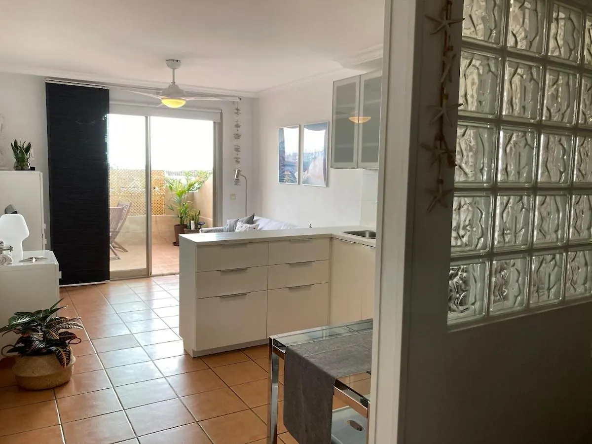 Fantastic Seafront Apartment With Sea Views & Pool La Tejita